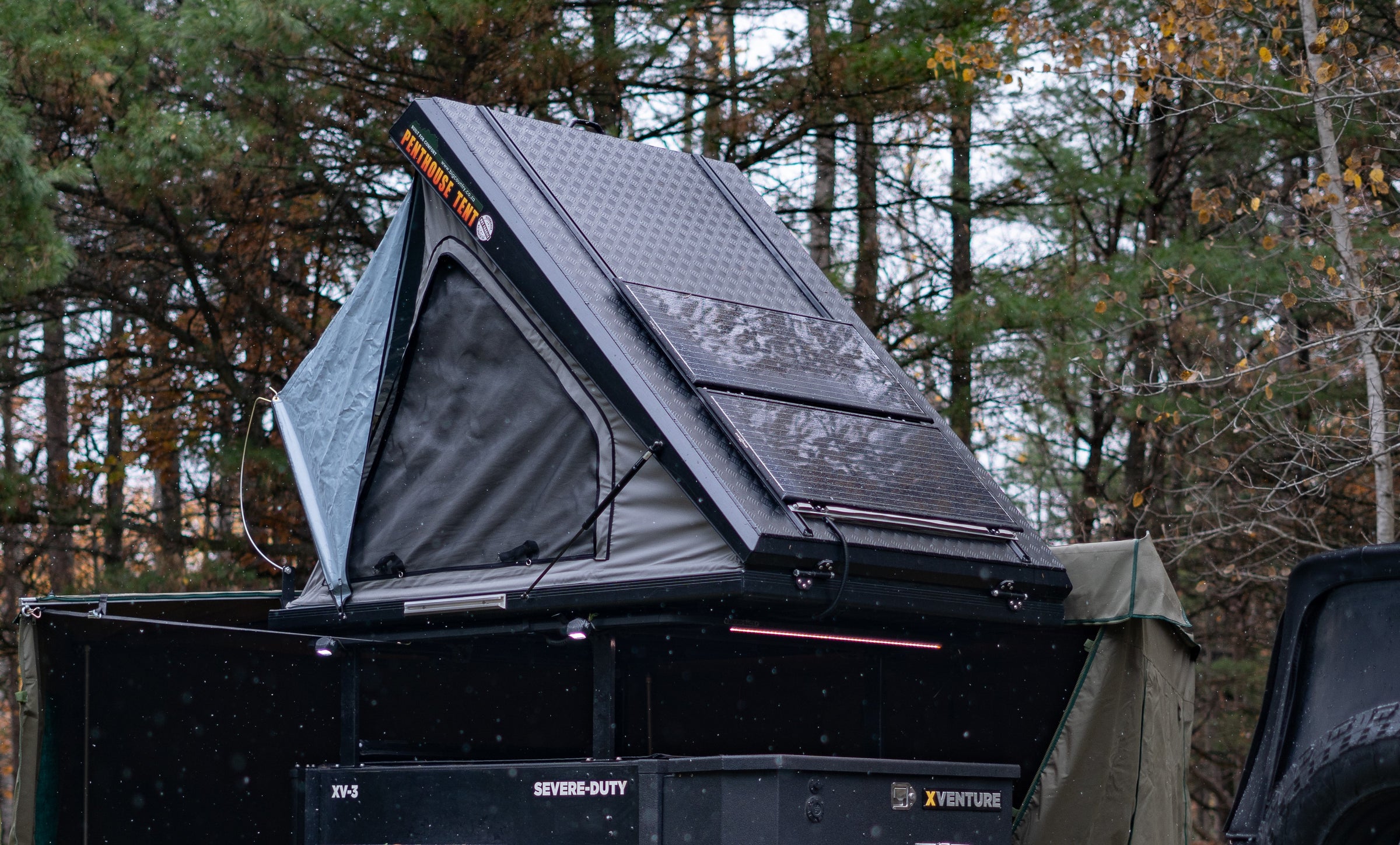 Overland Rooftop Tent
